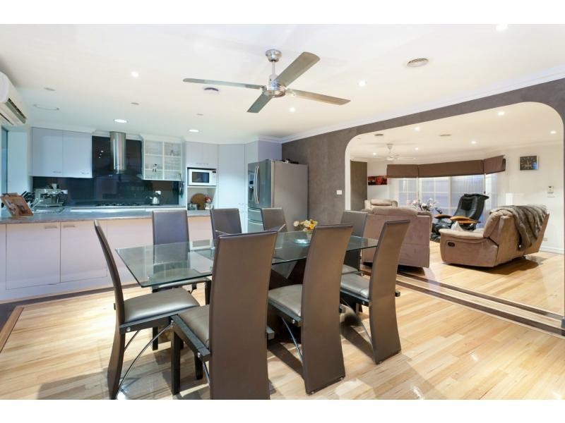 90 Prospect Hill Road, Narre Warren VIC 3805