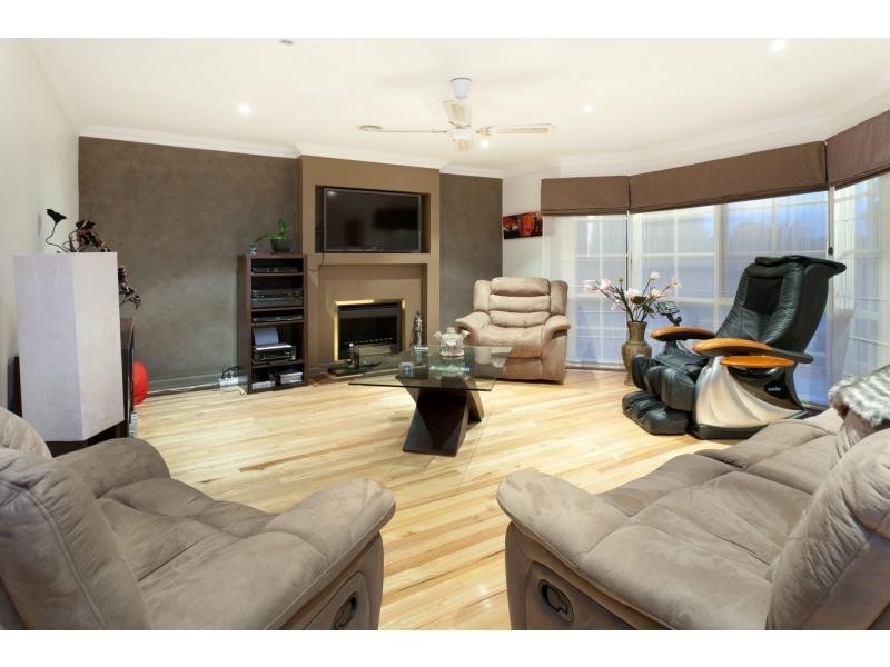 90 Prospect Hill Road, Narre Warren VIC 3805