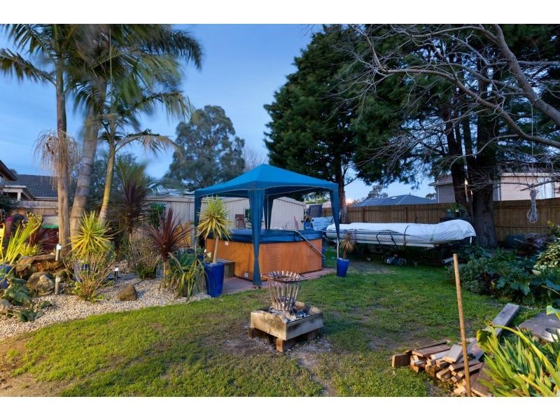 90 Prospect Hill Road, Narre Warren VIC 3805