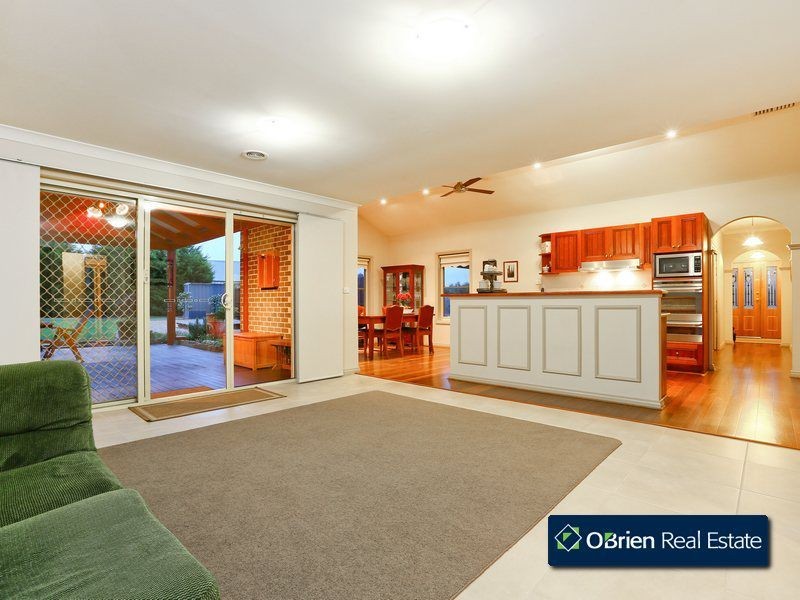 87-89 Brookvale Close, Beaconsfield VIC 3807