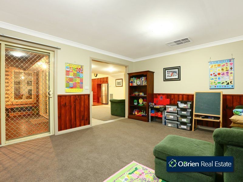 87-89 Brookvale Close, Beaconsfield VIC 3807