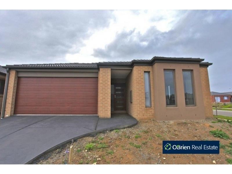 85 Selandra Boulevard, Clyde VIC 3978