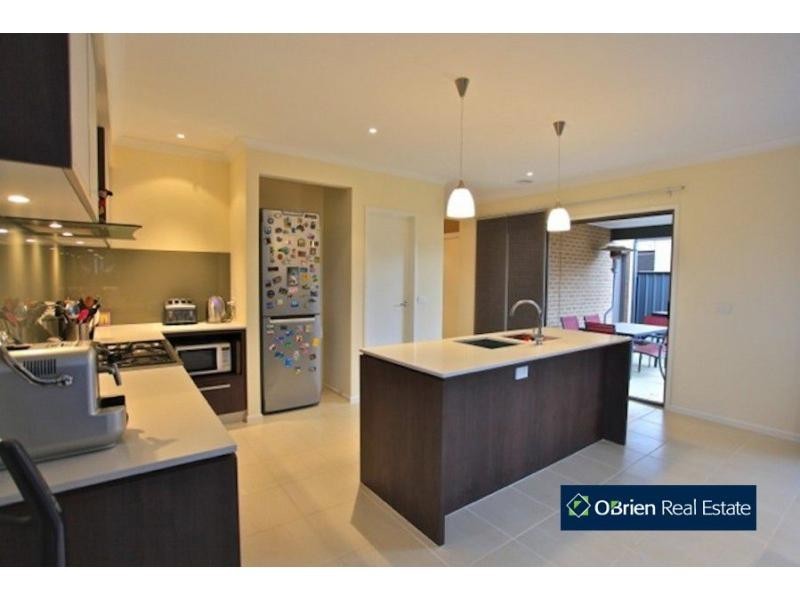 85 Selandra Boulevard, Clyde VIC 3978