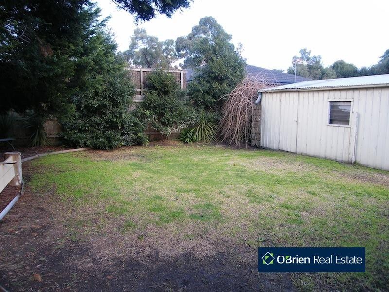 54 Warnett Road, Blind Bight VIC 3980