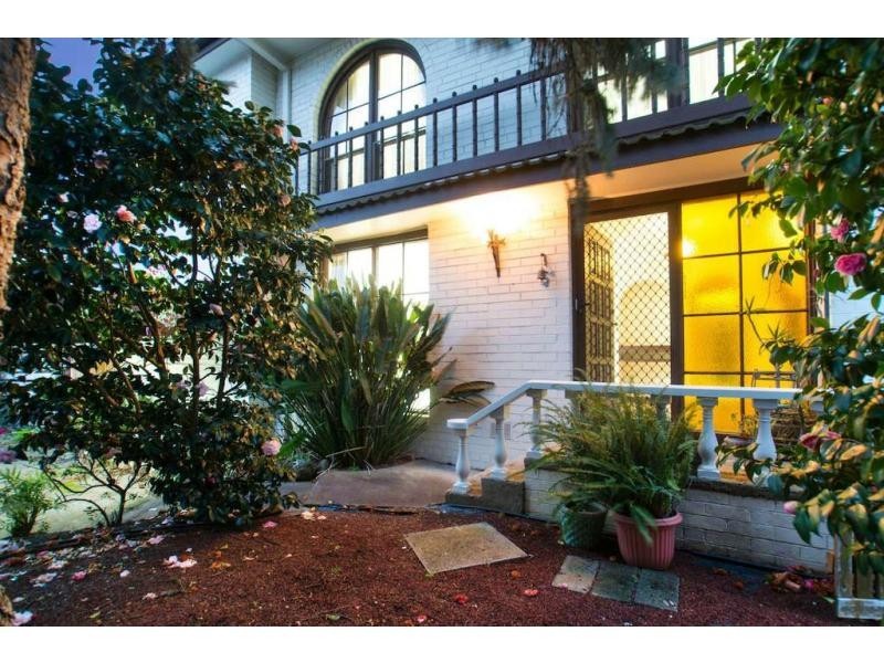 11 Kramer Drive, Berwick VIC 3806