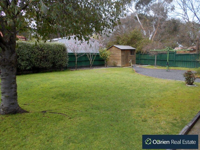 30 Leonard Avenue, Berwick VIC 3806