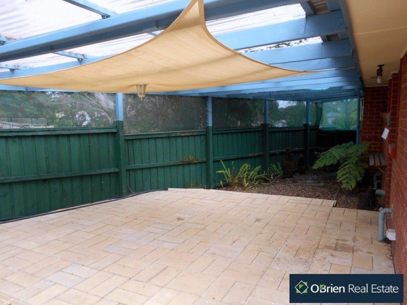 30 Leonard Avenue, Berwick VIC 3806