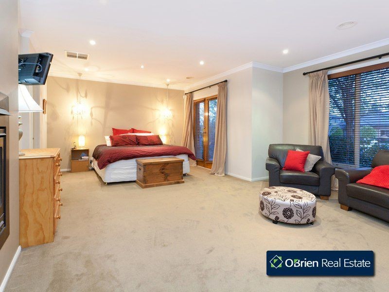 4 Chase Boulevard, Berwick VIC 3806