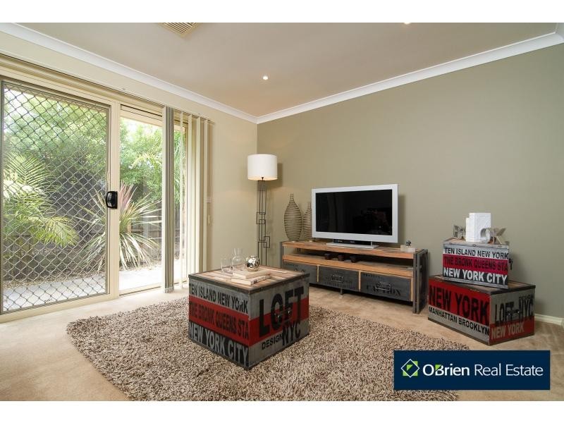 10 Sigvard Boulevard, Hallam VIC 3803
