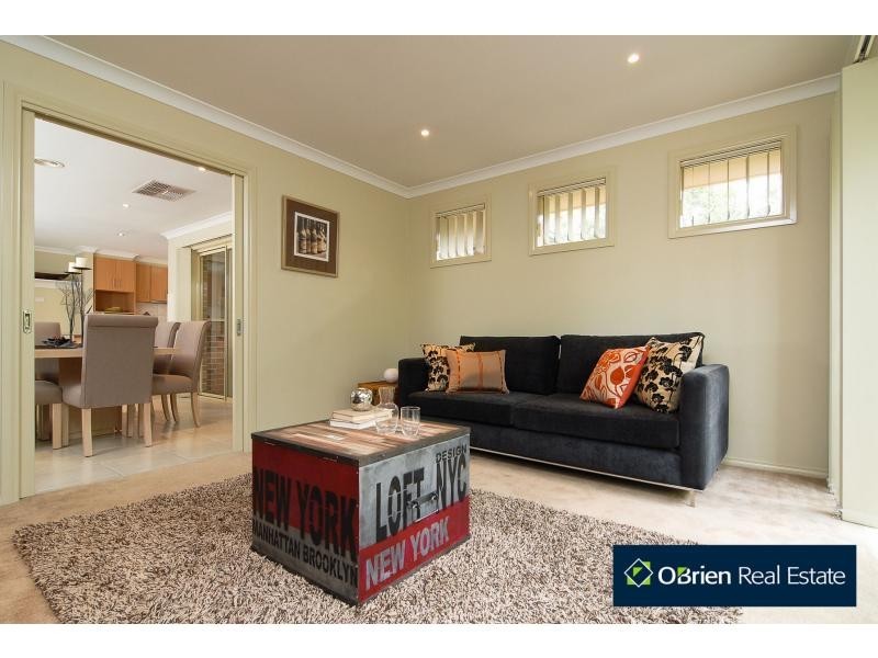 10 Sigvard Boulevard, Hallam VIC 3803