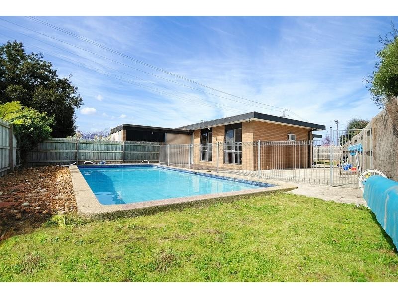 61 Stawell Street, Cranbourne VIC 3977
