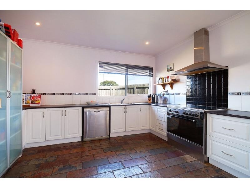 61 Stawell Street, Cranbourne VIC 3977