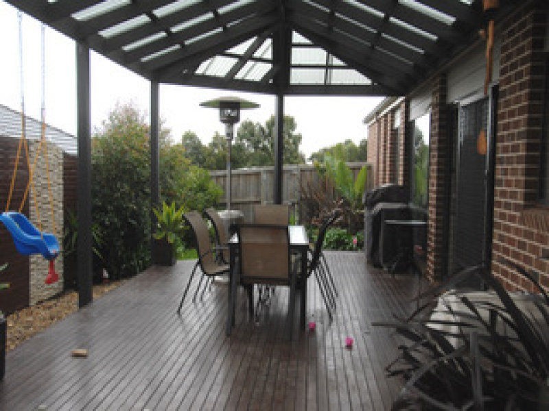 71 Viewgrand Drive, Berwick VIC 3806