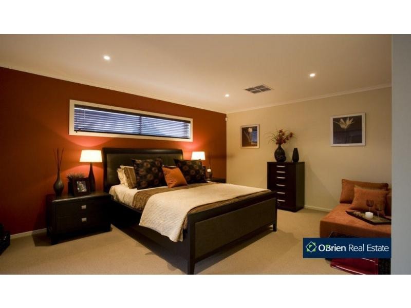 5 Botanic Drive, Pakenham VIC 3810