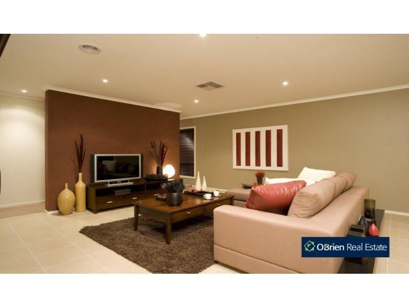 5 Botanic Drive, Pakenham VIC 3810