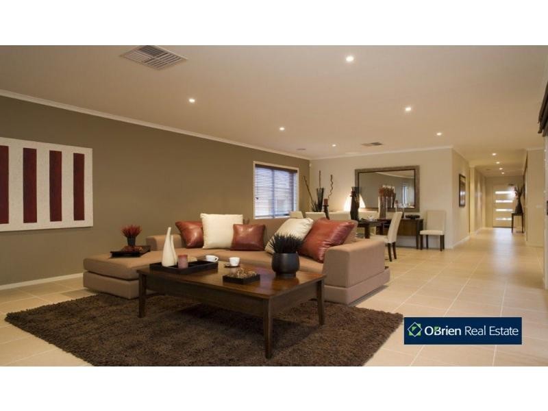 5 Botanic Drive, Pakenham VIC 3810