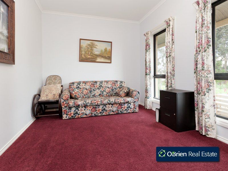 5 Tooradin Esplanade, Tooradin VIC 3980