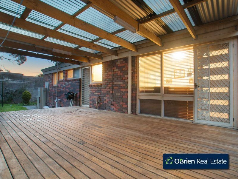 80 James Cook Drive, Endeavour Hills VIC 3802