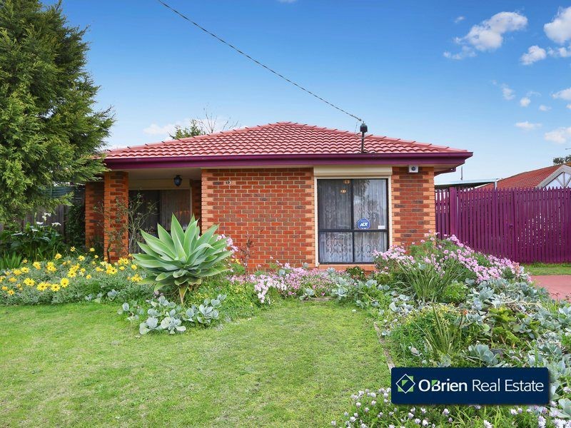 13 Dean Court, Cranbourne West VIC 3977