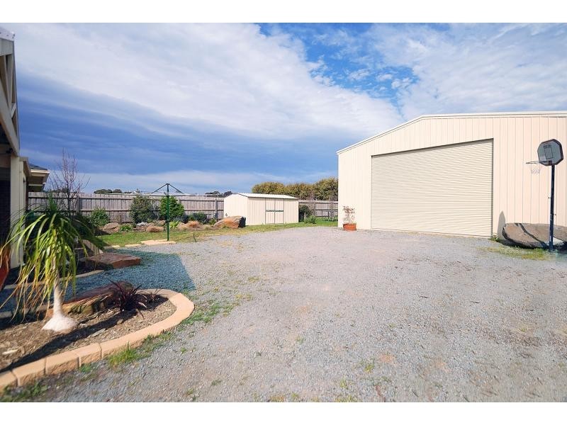 7 Georgia Close, Tooradin VIC 3980