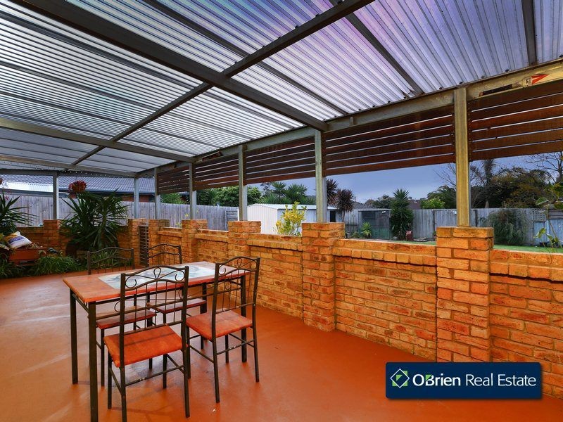 5 Lawson Close, Cranbourne VIC 3977