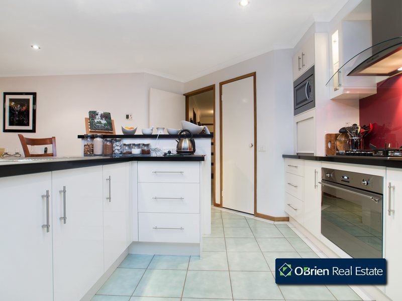 3 Roxy Close, Berwick VIC 3806