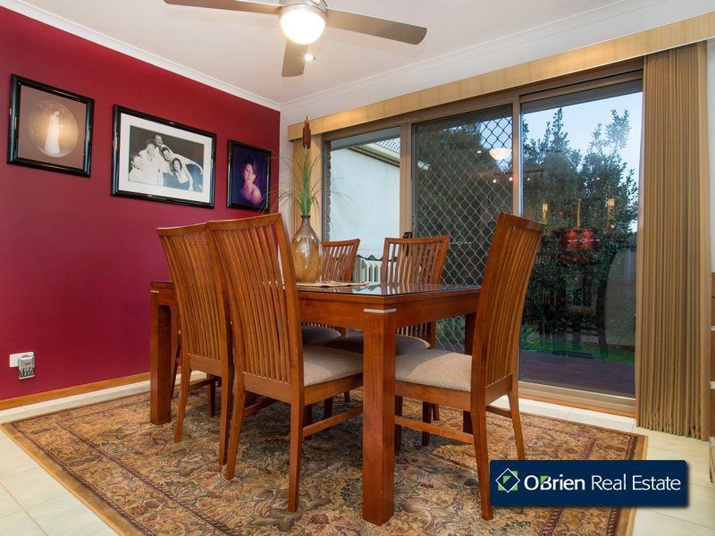 3 Roxy Close, Berwick VIC 3806