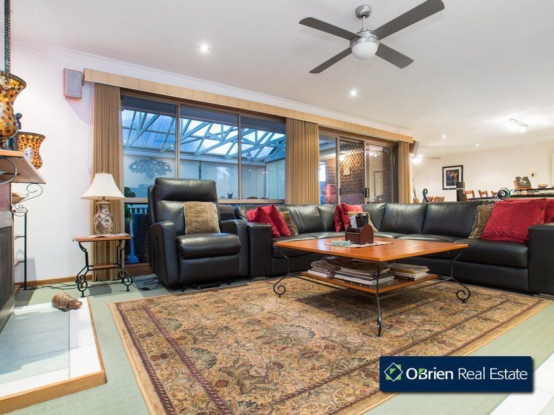 3 Roxy Close, Berwick VIC 3806