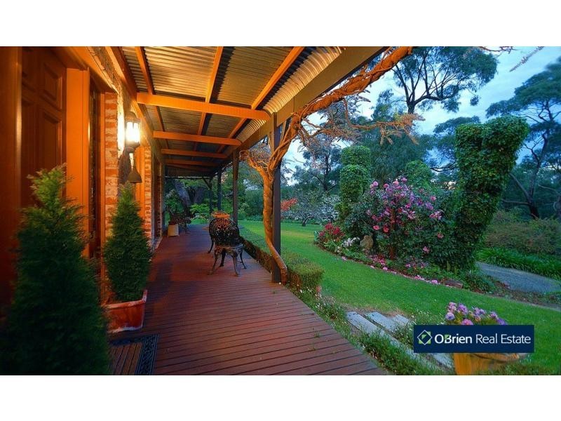 64 Kelvin Grove, Langwarrin VIC 3910