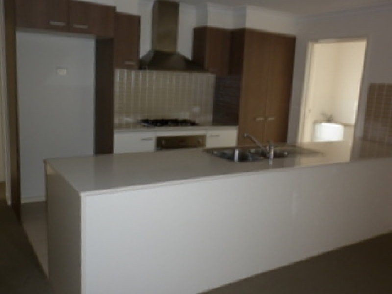 67 Meridian Circuit, Berwick VIC 3806