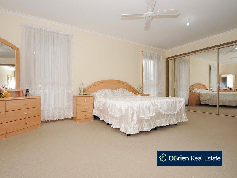 200 Pearcedale Road, Cranbourne South VIC 3977