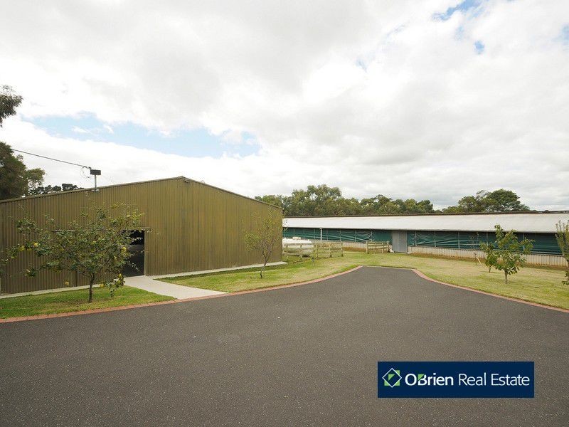 200 Pearcedale Road, Cranbourne South VIC 3977