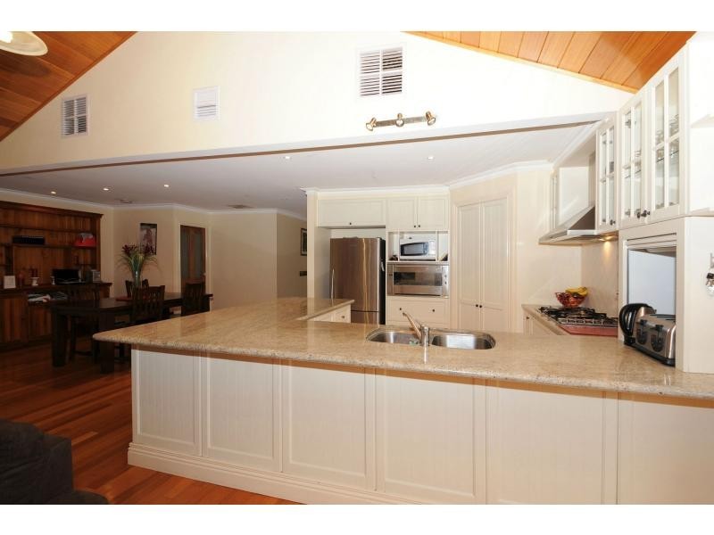 11 Hamilton Court, Pearcedale VIC 3912