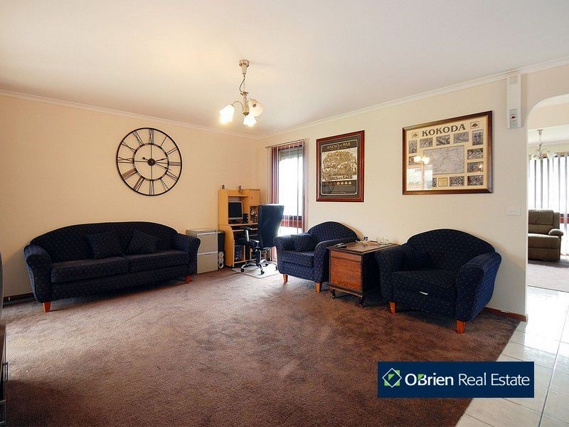 18 Josephine Avenue, Cranbourne VIC 3977