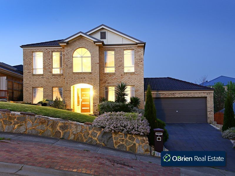 4 Tabak Court, Berwick VIC 3806