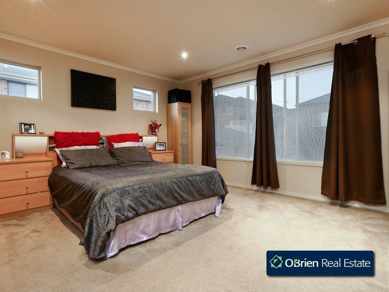 4 Tabak Court, Berwick VIC 3806