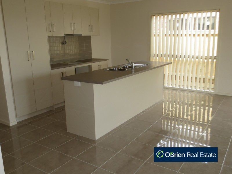 Lot 203 Hemmingway Grove, Cranbourne West VIC 3977