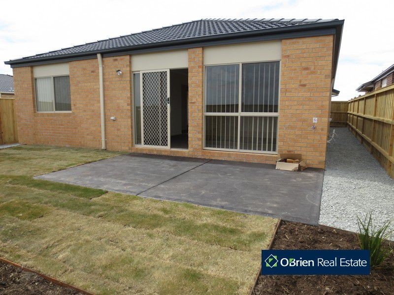Lot 203 Hemmingway Grove, Cranbourne West VIC 3977