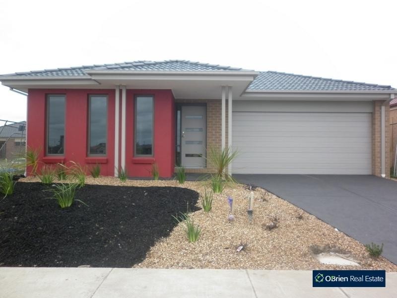 98 Sabel Drive, Cranbourne North VIC 3977