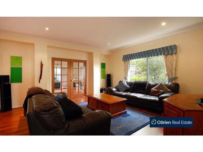 4 Ascot Rise, Berwick VIC 3806