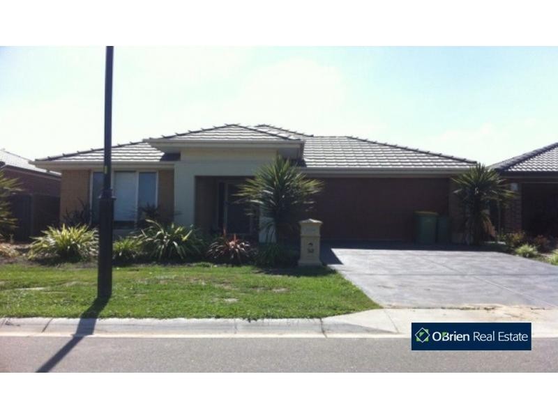 32 Downing Square, Pakenham VIC 3810