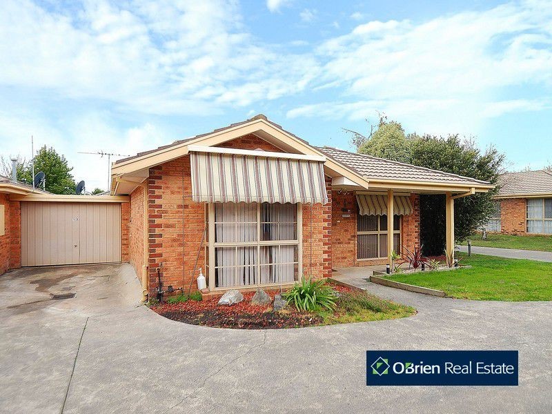 13/10 Lemnian Court, Langwarrin VIC 3910