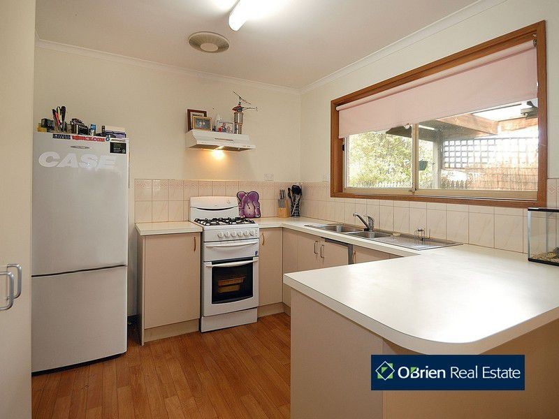 13/10 Lemnian Court, Langwarrin VIC 3910