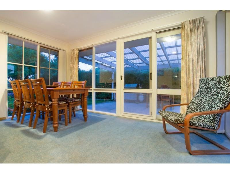 14 Garryowen Crescent, Narre Warren VIC 3805