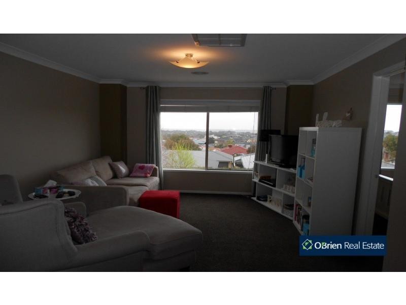 73 Whistler Way, Berwick VIC 3806