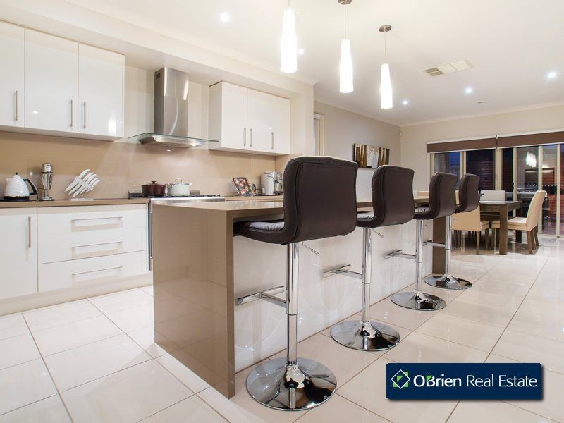 90 Grices Road, Berwick VIC 3806