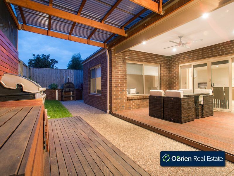 90 Grices Road, Berwick VIC 3806