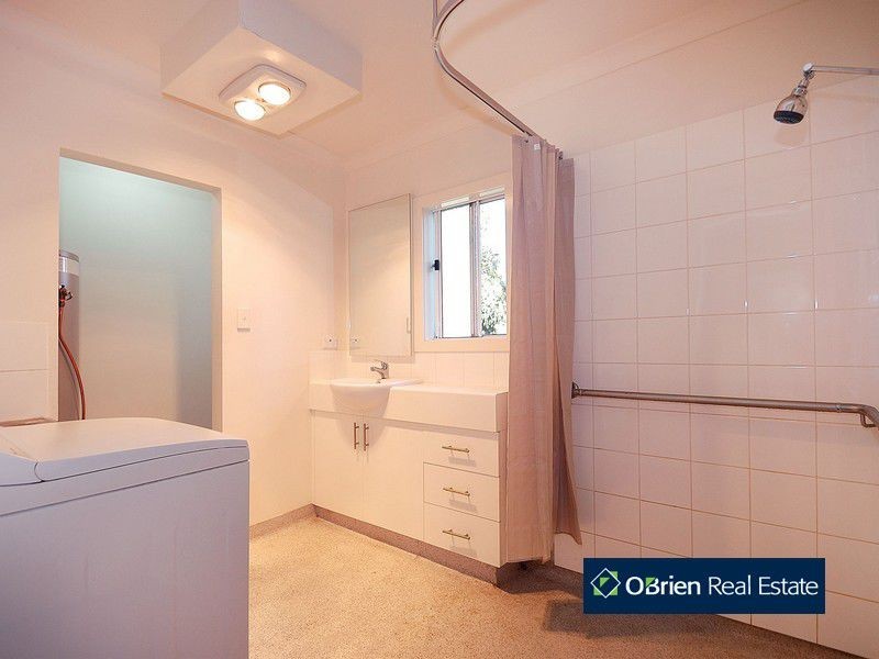 63 Glenalva Parade, Cannons Creek VIC 3977