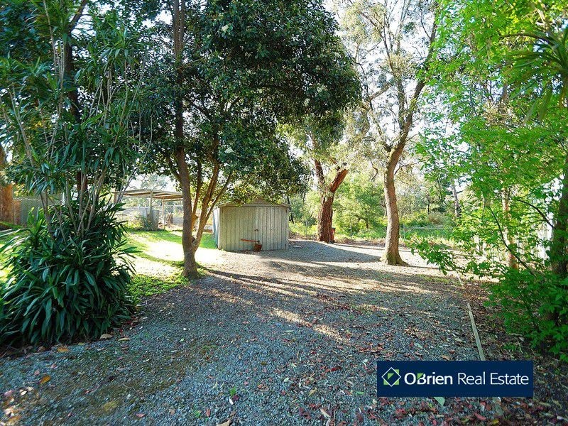 63 Glenalva Parade, Cannons Creek VIC 3977
