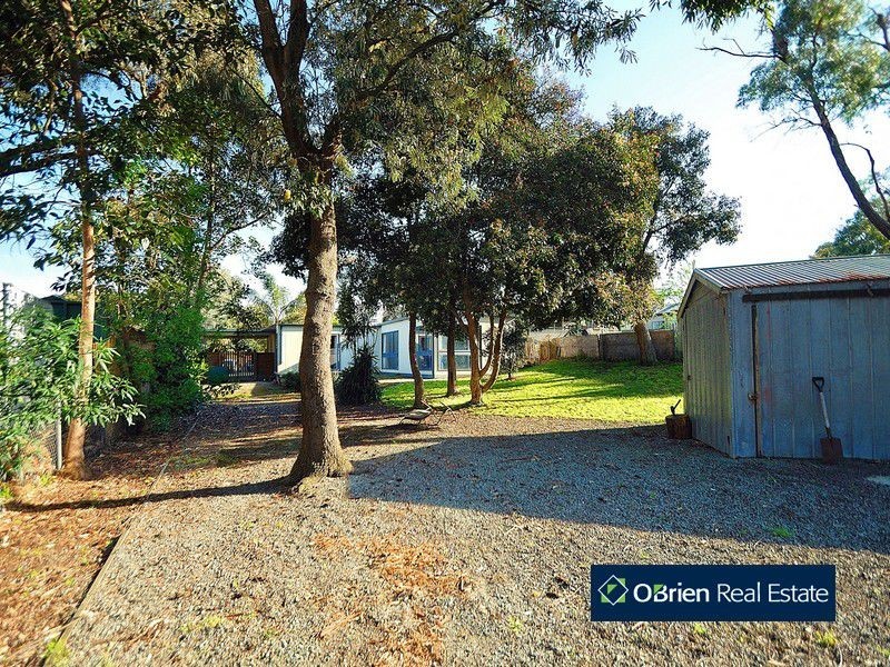 63 Glenalva Parade, Cannons Creek VIC 3977